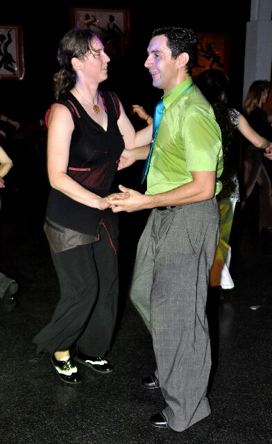 min 2008 11 08 fous swing 282
